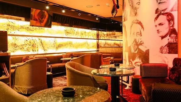 FUSION　LOUNGEの店内写真